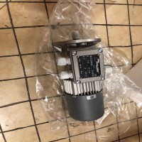 Mini Motor蝸輪減速電機MC 320P2T 20 B5 Mini Motor蝸輪減速電機MC 320P2T 20 B5