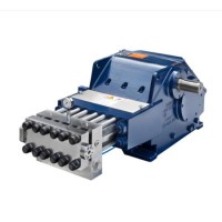 WOMA高壓柱塞泵 ARP-PUMP系列 330型 流量為537升/分鐘 WOMA高壓柱塞泵 ARP-PUMP系列 330型 流量為537升/分鐘